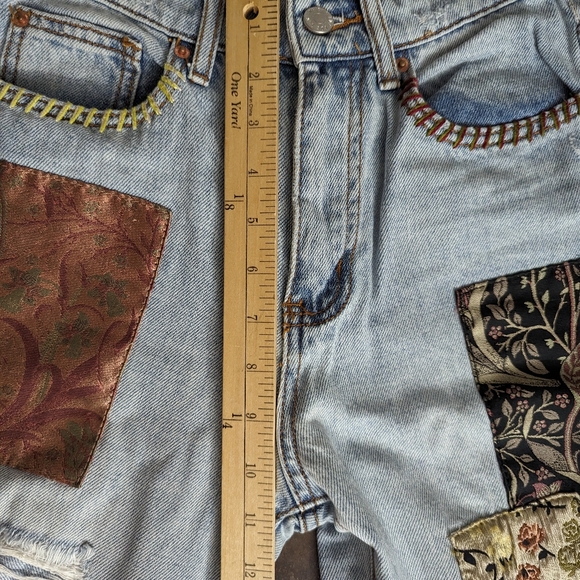 BDG Urban Outfitters Patchwork Cowboy Jeans size 26 - Picture 12 of 14